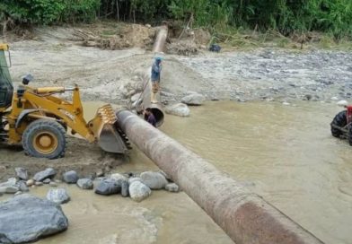HidroAndes concluye trabajos de reparación de tubería en el sector El 15 de Julio César Salas