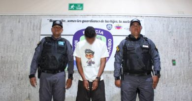 Polimaracaibo detiene en la parroquia Santa Lucía a un sujeto por llevar envoltorios de droga