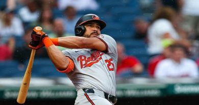 Santander llega a 100 impulsadas con jonrón en victoria de Orioles