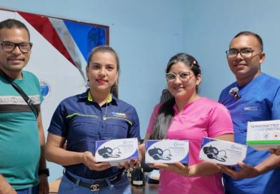 VENFARMA donó tensiómetros y termómetros al hospital de Caja Seca