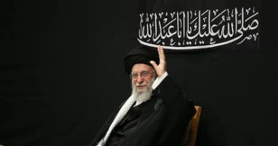 El líder supremo iraní Ali Khamenei hizo su primera aparición pública desde el alto el fuego con Israel El líder supremo iraní Ali Khamenei hizo su primera aparición pública desde el alto el fuego con Israel