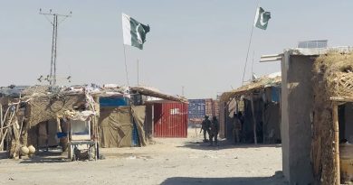 Kabul dice que 58 soldados paquistaníes y 9 afganos murieron en combates fronterizos