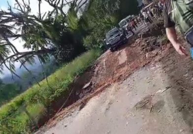 Aperturado paso provisional por la panamericana Sector El Quebradón sólo para vehículos livianos Aperturado paso provisional por la panamericana Sector El Quebradón sólo para vehículos livianos