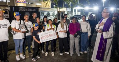 El Parlamento venezolano dice que 185 personas han salido de prisión tras aprobar amnistía El Parlamento venezolano dice que 185 personas han salido de prisión tras aprobar amnistía