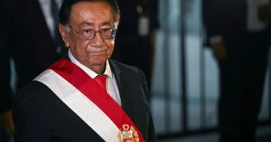 José María Balcázar asume como presidente interino de Perú: es el octavo desde 2016 José María Balcázar asume como presidente interino de Perú: es el octavo desde 2016