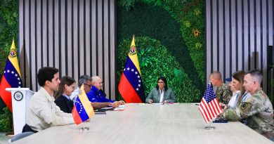 Delcy Rodríguez se reúne con misión de EE. UU. para coordinar respuesta tras los terremotos